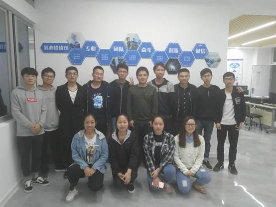说明: 微信图片_20180428144611.jpg 说明: 微信图片_20180428144611.jpg
