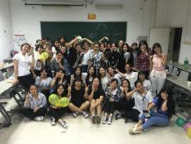 “新生交流会”主题班会2